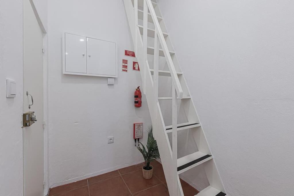 Duplex Em Baia Do Seixal * Seixal (Setubal)